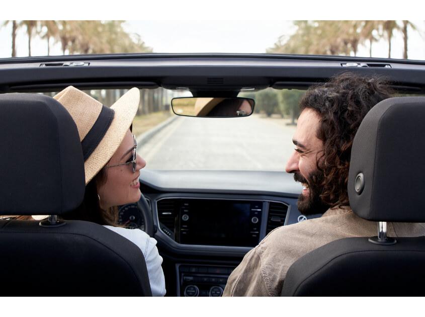 מגוון יתרונות בהשכרת רכב בחו"ל